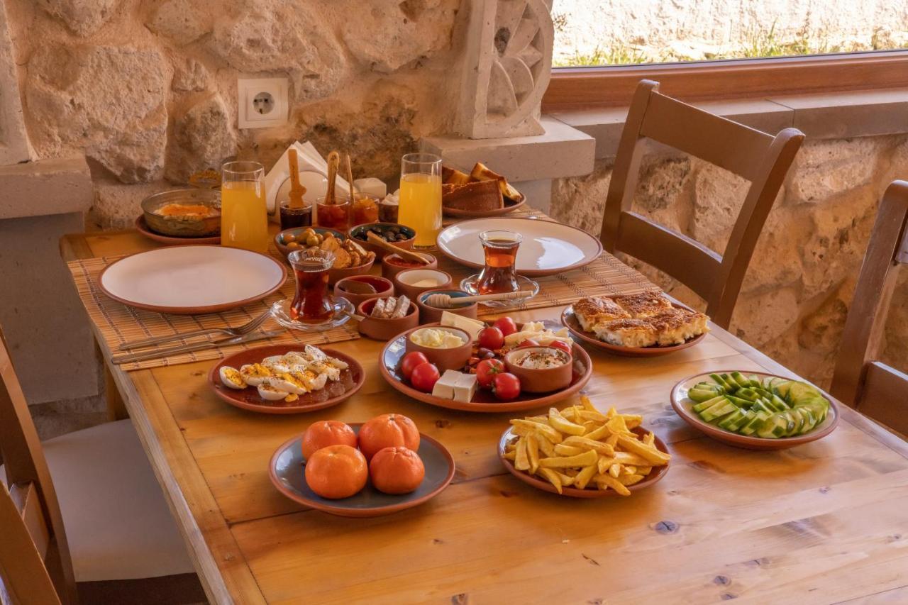 Soleado Cappadocia Hotel Ючхисар Екстериор снимка